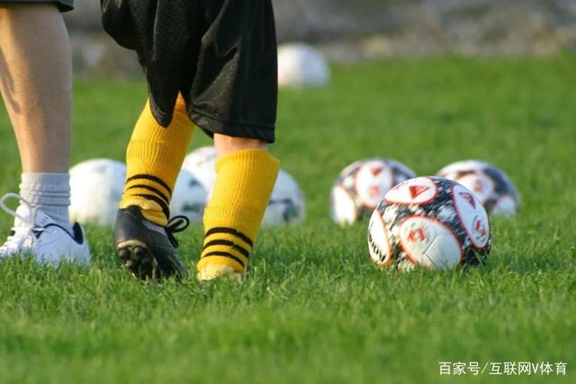 阿迪达斯计划让梅西与亚马尔共同亮相，象征传承新旧时代